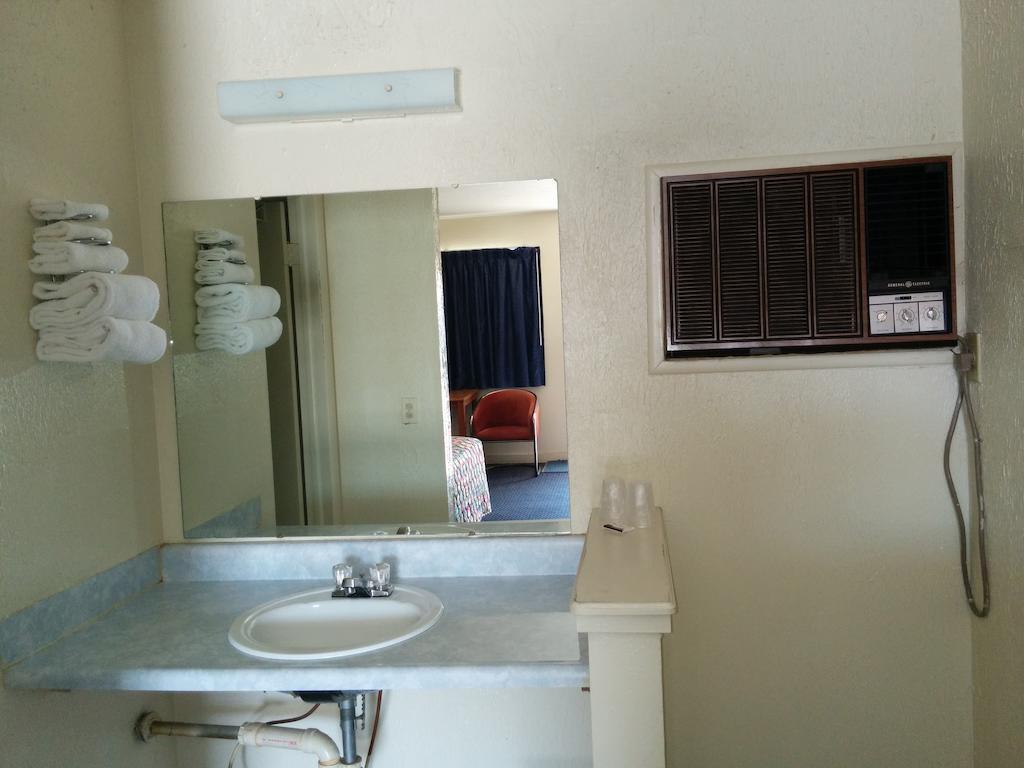 Crystal Motel Oakhurst Δωμάτιο φωτογραφία